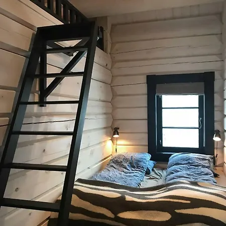 Дом отдыха Spacious Mountain With Style In *