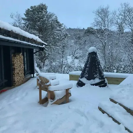 Hébergement de vacances Spacious Mountain With Style In *