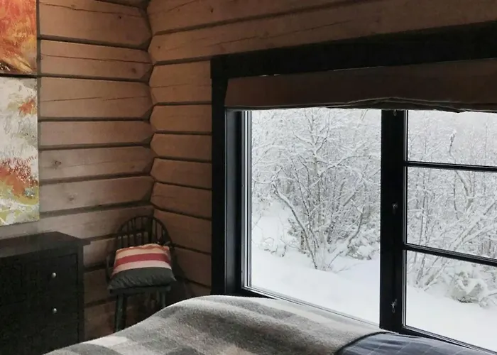 Spacious Mountain With Style In Semesterbostad